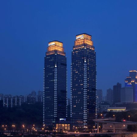 Hotel Radisson Blu Plaza Chongqing Exterior foto