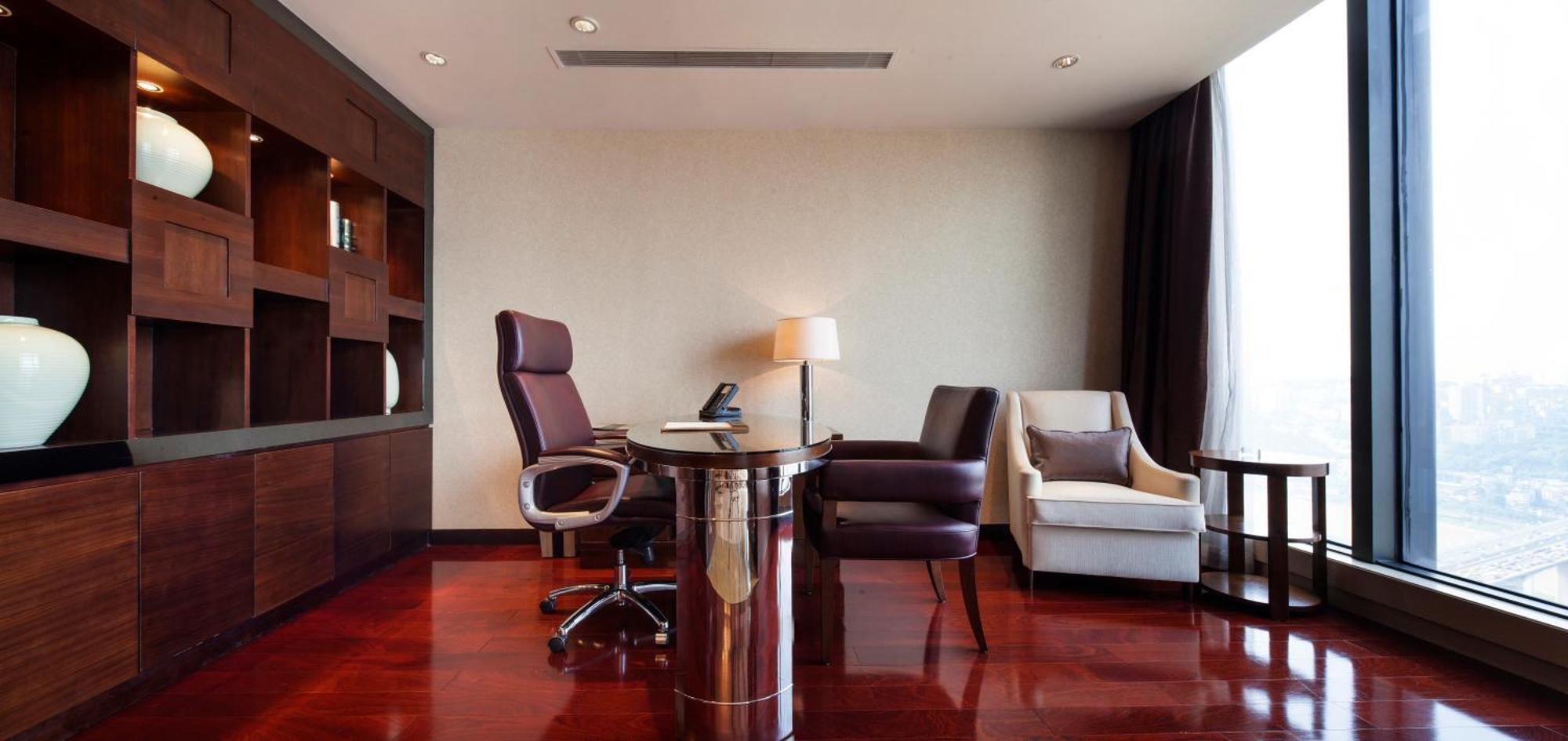 Radisson Blu Plaza Chongqing - Free 2 Bottle Of Local Beer Per Room During Stay Exterior foto